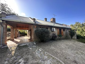 Casa en venta en la Serranita 3 dorm, vista a las sierras!
