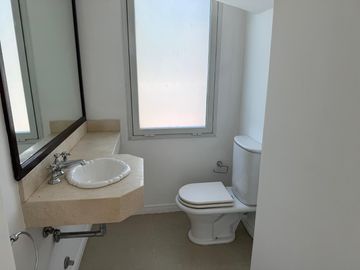 Casa en Venta  SAN ISIDRO LABRADOR a la LAGUNA , VILLANUEVA. TIGRE