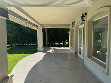 Casa en Venta  SAN ISIDRO LABRADOR a la LAGUNA , VILLANUEVA. TIGRE