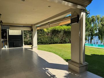 Casa en Venta  SAN ISIDRO LABRADOR a la LAGUNA , VILLANUEVA. TIGRE