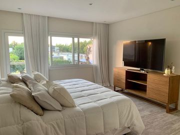 Alquiler Anual Casa 5 Ambientes con Piscina en La Comarca Bancalari Tigre