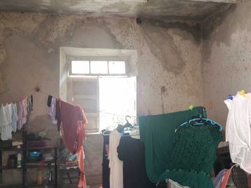 Casa en Venta de una planta en la Col. Itzimná en esquina con amplio terreno