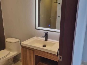 Departamento en Venta en Parque Interlomas con Terraza (m2d3208)