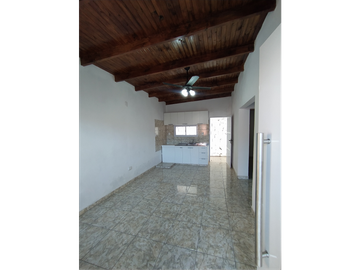 VENTA DE 2 CASAS ZONA QUARANTA Y 213