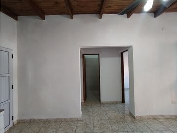 VENTA DE 2 CASAS ZONA QUARANTA Y 213