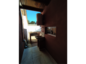 VENTA DE 2 CASAS ZONA QUARANTA Y 213