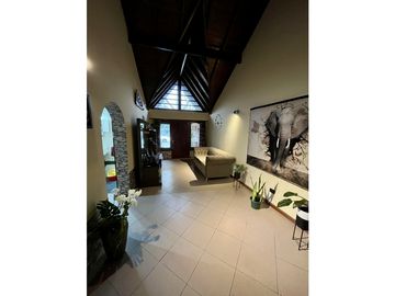 Venta chalet 4 Ambientes, Apto Crédito!