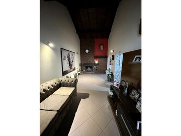 Venta chalet 4 Ambientes, Apto Crédito!