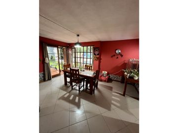 Venta chalet 4 Ambientes, Apto Crédito!