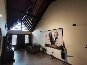 Venta chalet 4 Ambientes, Apto Crédito!