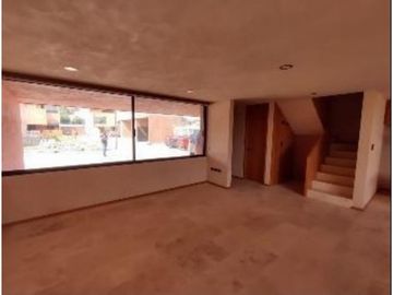 Casa En Venta En Fraccionamiento En Zerezotla