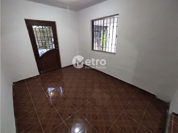 Casa en Venta REMODELADA en PASEO DEL PRADO en Juárez NL MZC