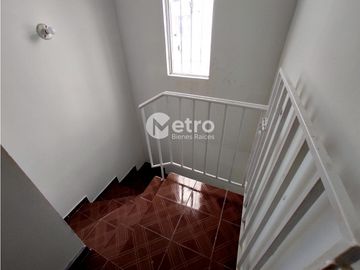 Casa en Venta REMODELADA en PASEO DEL PRADO en Juárez NL MZC