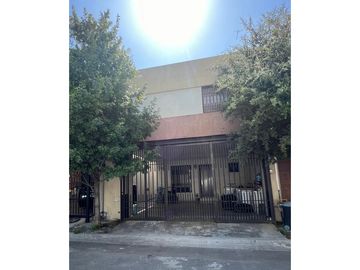 CASA EN VENTA SAN PATRICIO