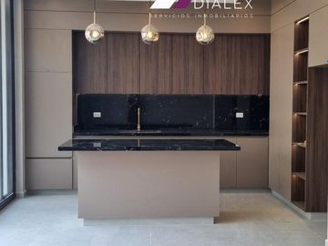 Casa en VENTA Fracc. Brisas del Vergel -CARRETERA NACIONAL- Monterrey, Nuevo León.