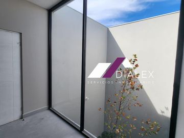 Casa en VENTA Fracc. Brisas del Vergel -CARRETERA NACIONAL- Monterrey, Nuevo León.