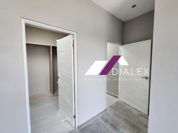Casa en VENTA Fracc. Brisas del Vergel -CARRETERA NACIONAL- Monterrey, Nuevo León.