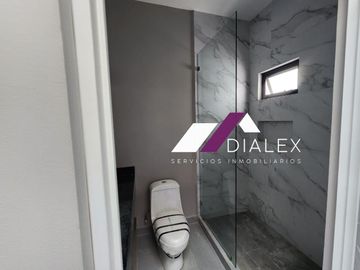 Casa en VENTA Fracc. Brisas del Vergel -CARRETERA NACIONAL- Monterrey, Nuevo León.
