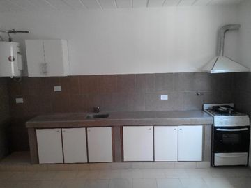 DEPARTAMENTO 2 AMB. 1 PISO. EN COMPLEJO CON PISCINA ,SIN EXPENSAS. NI ABL TACUARI 255 , TIGRE