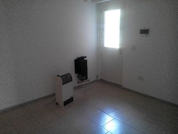 DEPARTAMENTO 2 AMB. 1 PISO. EN COMPLEJO CON PISCINA ,SIN EXPENSAS. NI ABL TACUARI 255 , TIGRE
