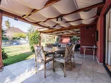 Casa en Venta en luis pasteur con Lo recabarren