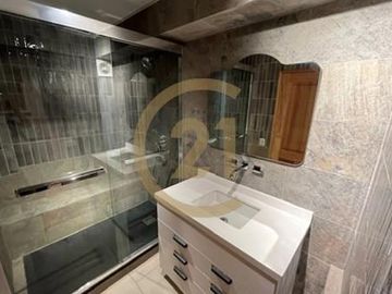 Departamento remodelado en venta Providencia