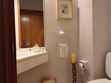 AMPLIO DEPARTAMENTO, 4 DORM, EL GOLF, LAS CONDES