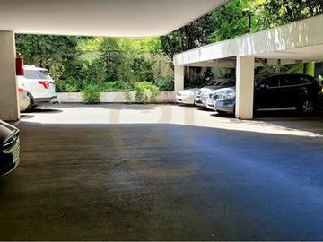 AMPLIO DEPARTAMENTO, 4 DORM, EL GOLF, LAS CONDES