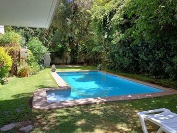 AMPLIO DEPARTAMENTO, 4 DORM, EL GOLF, LAS CONDES