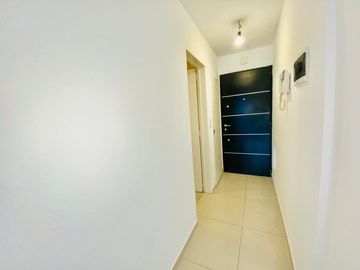 Departamento en  VENTA 2 AMB CON TERRAZA PROPIA Y COCHERA. RAMOS MEJIA