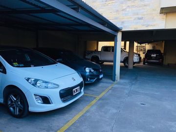 Departamento en  VENTA 2 AMB CON TERRAZA PROPIA Y COCHERA. RAMOS MEJIA