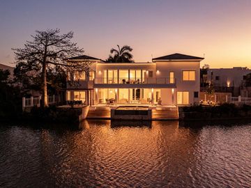 CASA DE LUJO EN VENTA RESIDENCIAL LAGOS DEL SOL CANCUN COLDWELL BANKER