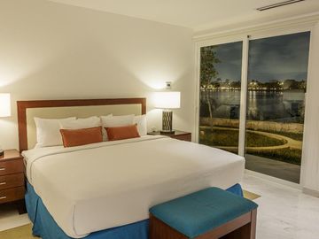 CASA DE LUJO EN VENTA RESIDENCIAL LAGOS DEL SOL CANCUN COLDWELL BANKER