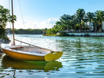 CASA DE LUJO EN VENTA RESIDENCIAL LAGOS DEL SOL CANCUN COLDWELL BANKER