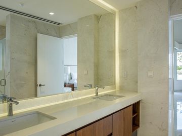 CASA DE LUJO EN VENTA RESIDENCIAL LAGOS DEL SOL CANCUN COLDWELL BANKER