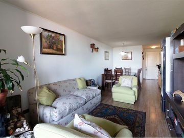 Acogedor Departamento en Ñuñoa con Piscina