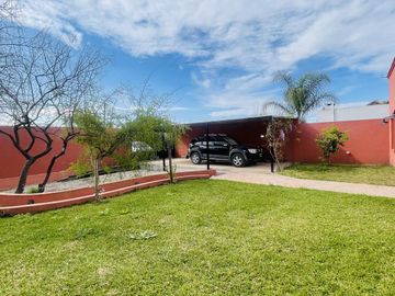 Casa de dos dormitorios en Sicardi en Venta