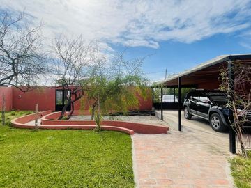 Casa de dos dormitorios en Sicardi en Venta