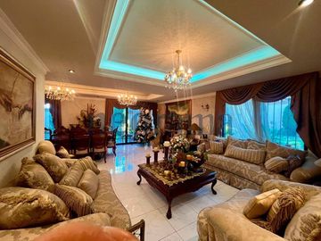Casa en venta en cumbres 3er sector