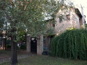 Casa en venta en Aldea, Fisherton, 5 dorm