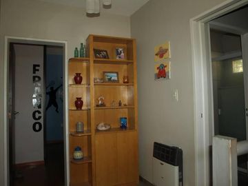 Casa impecable en Roldan, moderna , apta credito