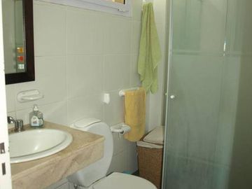 Casa impecable en Roldan, moderna , apta credito