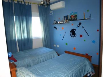 Casa impecable en Roldan, moderna , apta credito