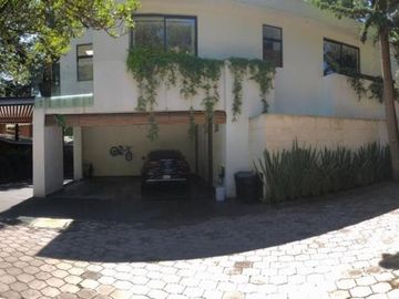Extraordinaria Casa en Venta en  Exclusivo  Fraccionamiento