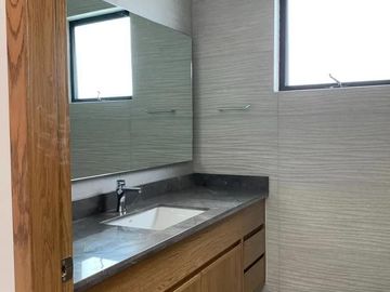 Hermosa casa en PREVENTA Parque Metropolitano en coto