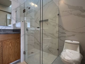 Hermosa casa en VENTA Parque Metropolitano en coto