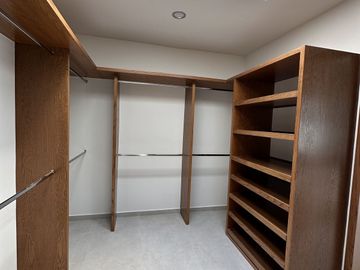 Hermosa casa en VENTA Parque Metropolitano en coto