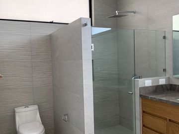 Hermosa casa en PREVENTA Parque Metropolitano en coto