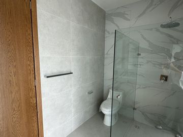 Hermosa casa en VENTA Parque Metropolitano en coto