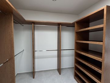 Hermosa casa en VENTA Parque Metropolitano en coto